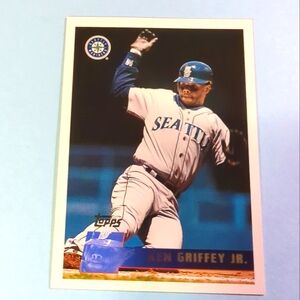 1996 Topps Ken Griffey Jr. #205 Seattle Mariners - AL West Champions Stamp